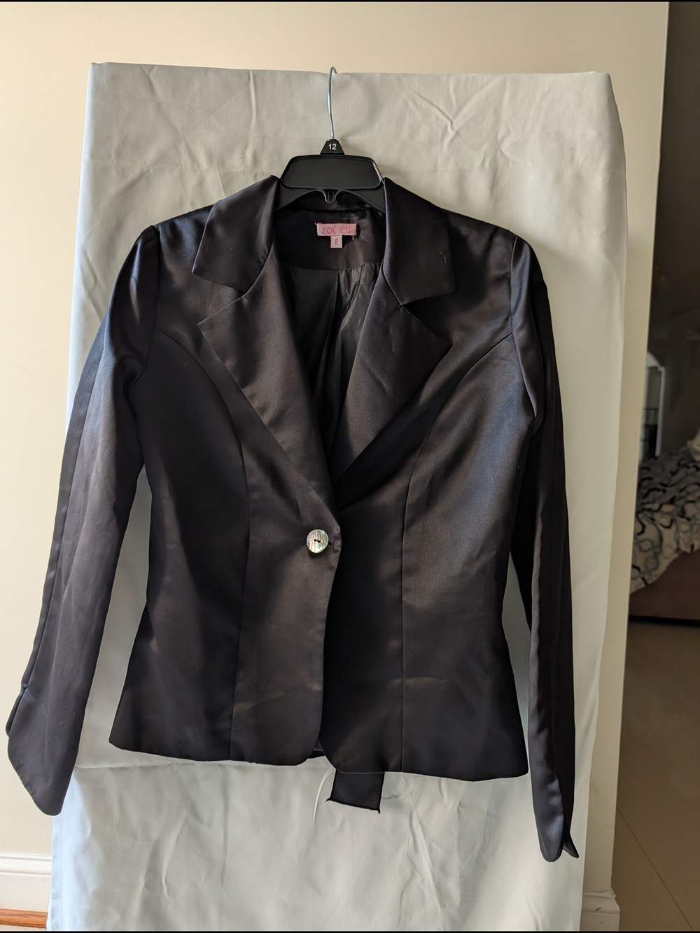 Black Satin Single-Button Women's Blazer